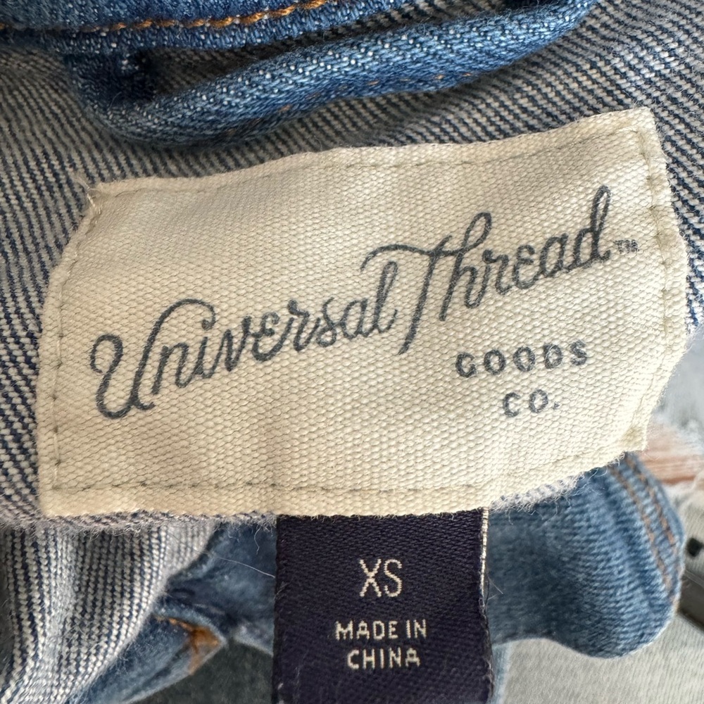 Universal Thread‎ Jean Jacket size XS - Picture 3 of 4